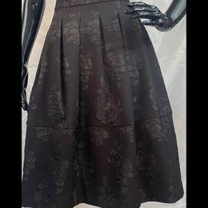 Elle Full skirt